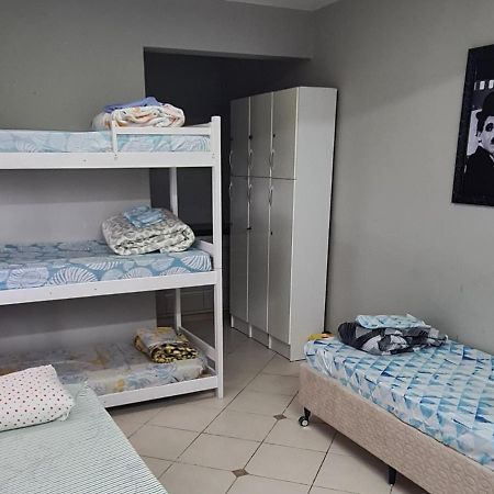 Hostel Oktoberfest Casa Laranja Блуменау Екстер'єр фото